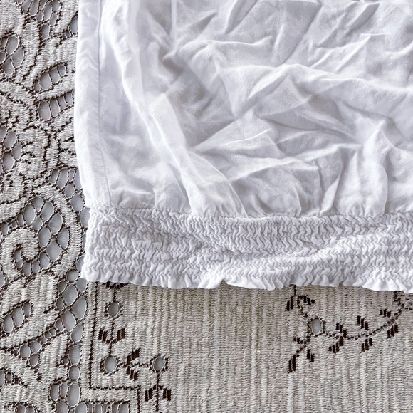H&M Girls' 13-14Y White Off Shoulder Eyelet Ruffle Top Smocked Stretch Waist - Picture 2 of 8